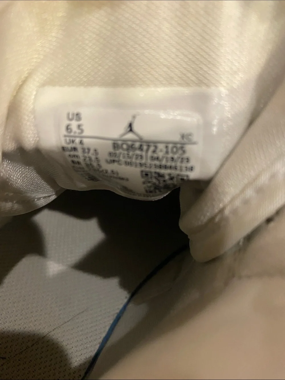 Youth 6.5 Jordan's